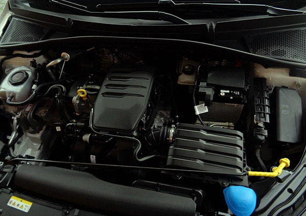 Skoda Fabia cena 65900 przebieg: 15000, rok produkcji 2022 z Rydułtowy małe 211